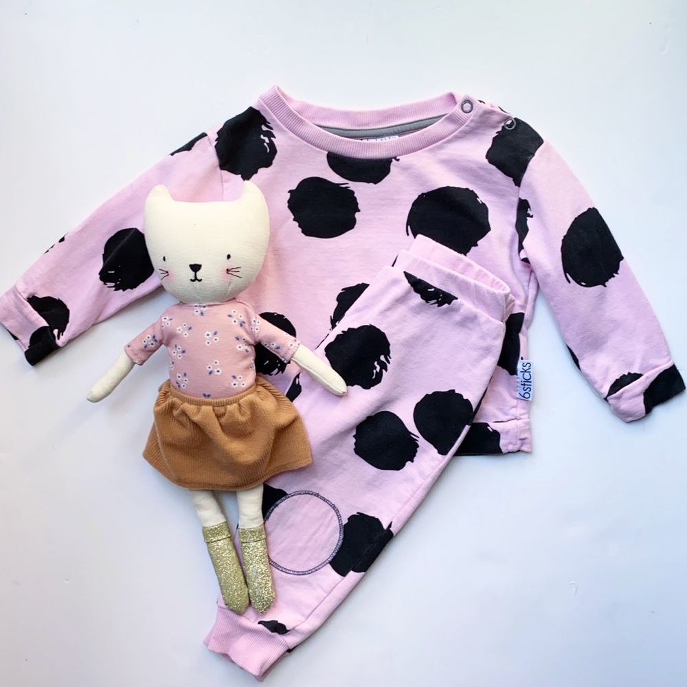 The Abstract Circle Outfit by 6sticks
